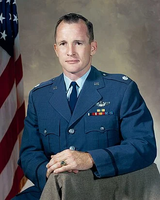 Ed White (astronaut) height profile photo