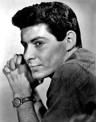 Eddie Fisher height profile photo