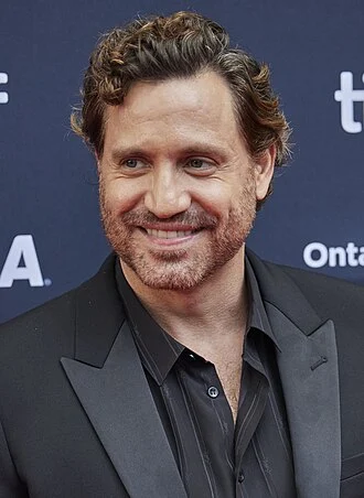 Édgar Ramírez height profile photo