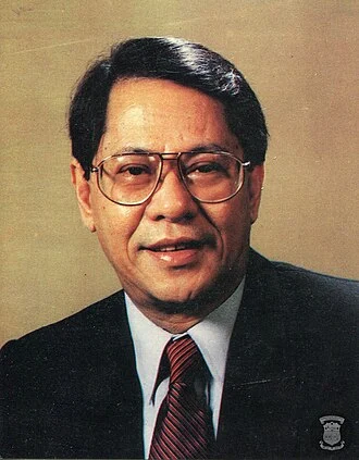 Edgardo Angara height profile photo