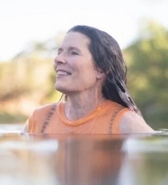 Edie Brickell height profile photo