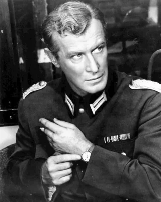 Edward Mulhare height profile photo