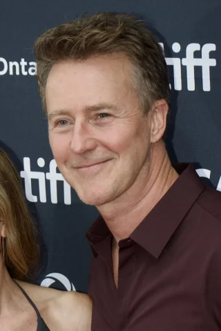 Edward Norton height profile photo