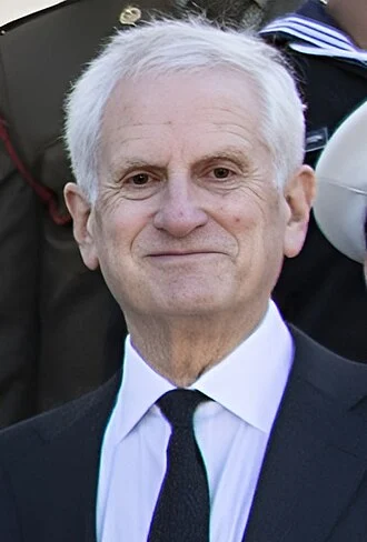 Edwin Schlossberg height profile photo