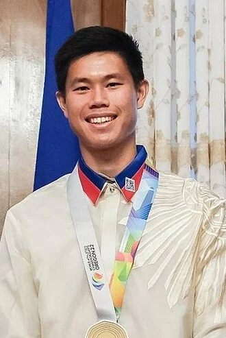 EJ Obiena height profile photo