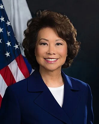 Elaine Chao height profile photo