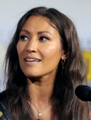 Eleanor Matsuura height profile photo