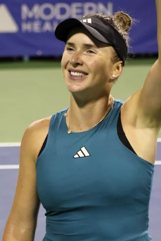 Elina Svitolina height profile photo