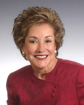 Elizabeth Dole height profile photo