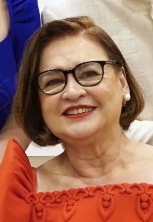 Elizabeth Zimmerman height profile photo
