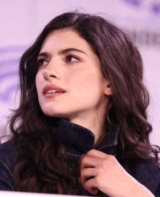 Ella Rubin height profile photo