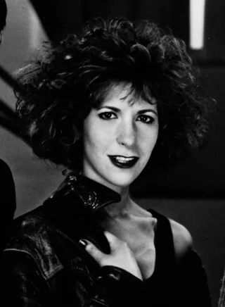 Ellen Greene height profile photo