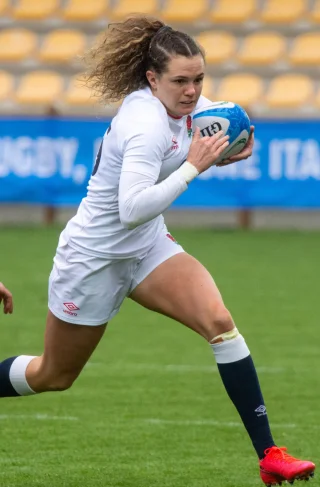 Ellie Kildunne height profile photo