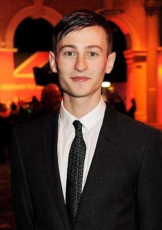 Elliott Tittensor height profile photo