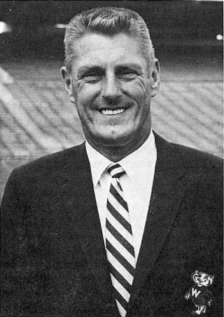 Elroy Hirsch height profile photo