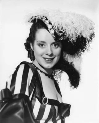 Elsa Lanchester height profile photo