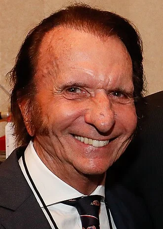 Emerson Fittipaldi height profile photo