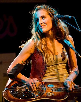 Emily Strayer height profile photo