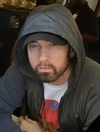 Eminem height profile photo