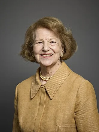 Emma Nicholson height profile photo