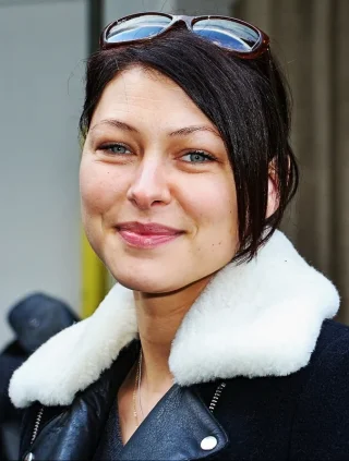 Emma Willis height profile photo