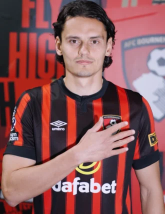 Enes Ünal height profile photo