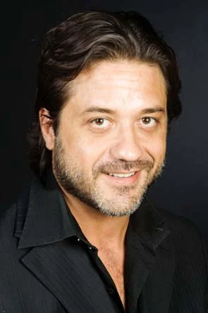 Enrique Arce height profile photo