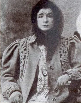Enriqueta Martí height profile photo