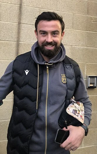 Eoghan O'Connell height profile photo