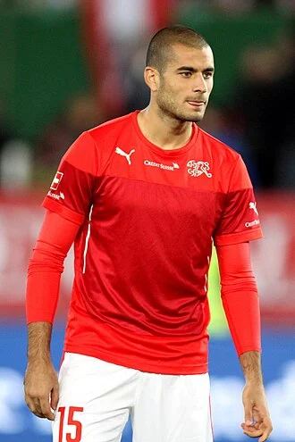 Eren Derdiyok height profile photo