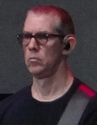 Eric Avery height profile photo