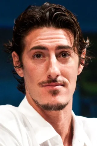 Eric Balfour height profile photo