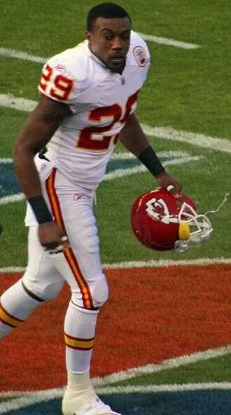 Eric Berry height profile photo