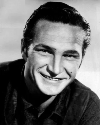 Eric Fleming height profile photo
