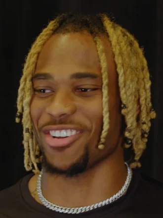 Eric Gray (American football) height profile photo