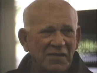 Eric Hoffer height profile photo