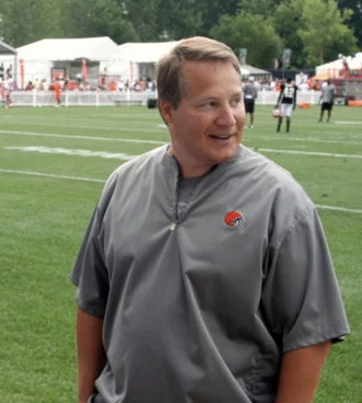 Eric Mangini height profile photo