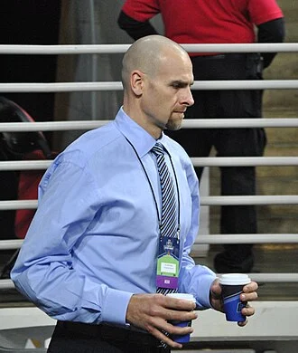 Eric Montross height profile photo