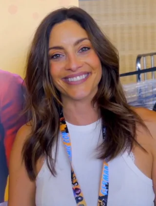 Erica Cerra height profile photo
