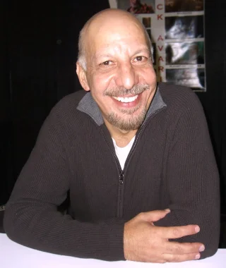 Erick Avari height profile photo