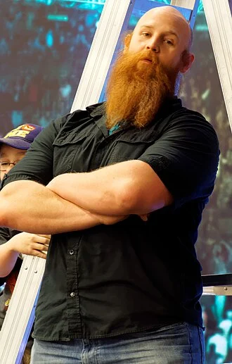 Erick Rowan height profile photo