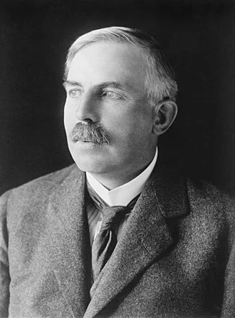 Ernest Rutherford height profile photo