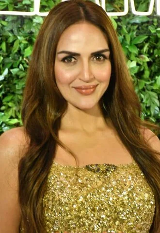 Esha Deol height profile photo