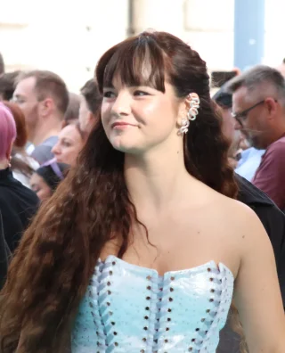 Essyla height profile photo