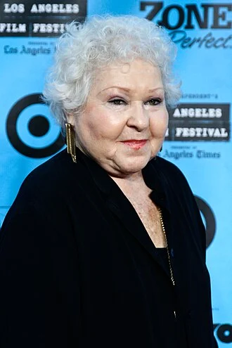 Estelle Harris height profile photo