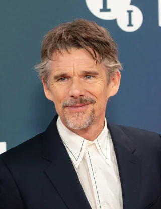 Ethan Hawke height profile photo