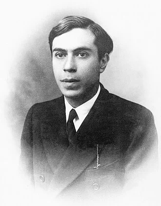 Ettore Majorana height profile photo