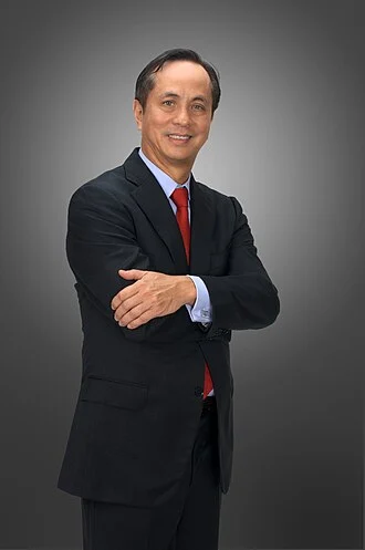 Eugenio Lopez III height profile photo