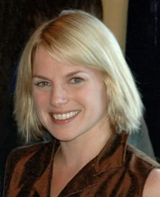 Eva Birthistle height profile photo