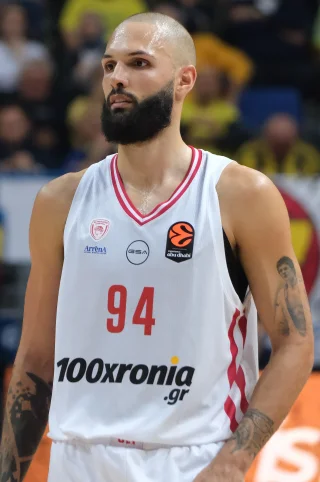 Evan Fournier height profile photo
